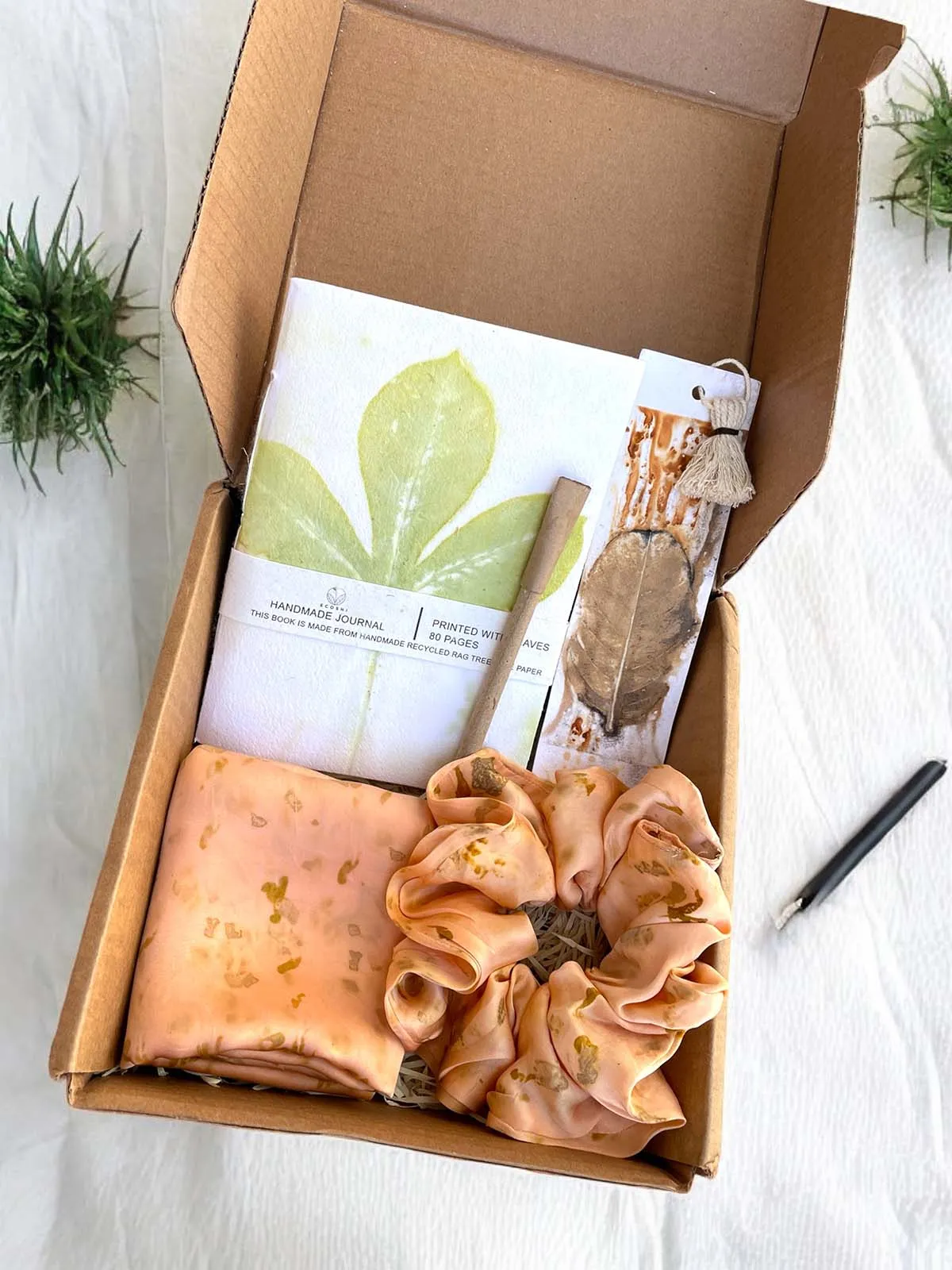 Eco-Friendly Gift Box - Earth & Petal